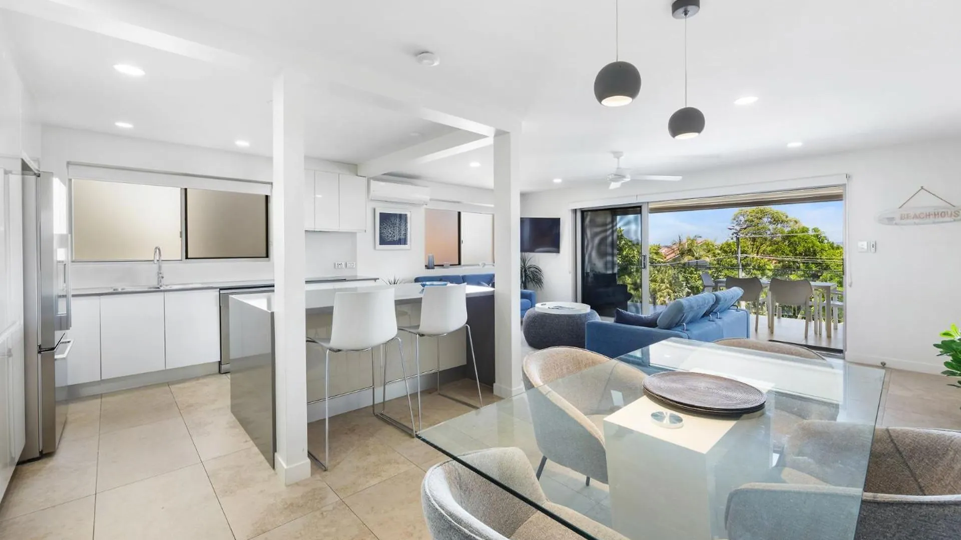 Apartment Unit 1 Taralla 16 18 Edgar Bennett Avenue Noosa Heads Australia