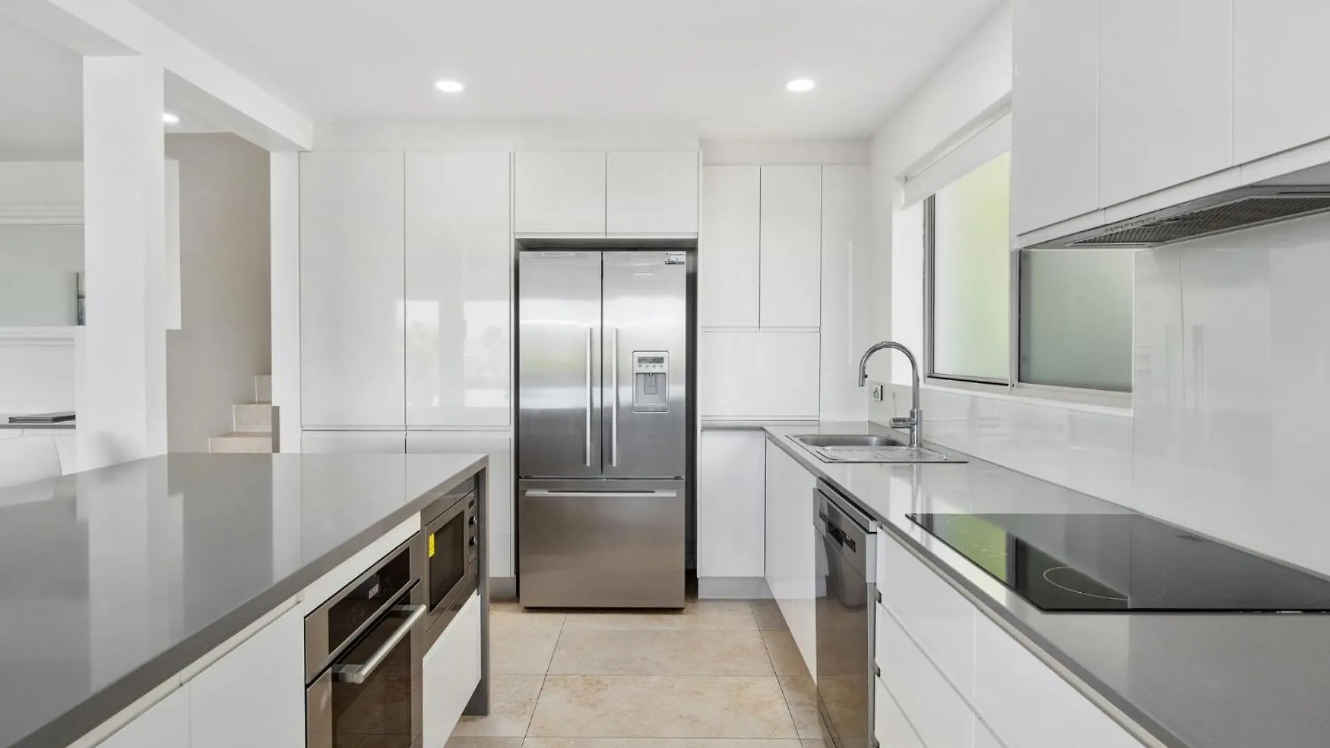 Apartment Unit 1 Taralla 16 18 Edgar Bennett Avenue Noosa Heads